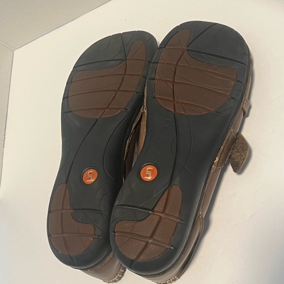 Clarks UnStructured 8.5 Womens Brown Leather Mary Jane Comfort Flats - Picture 4 of 6